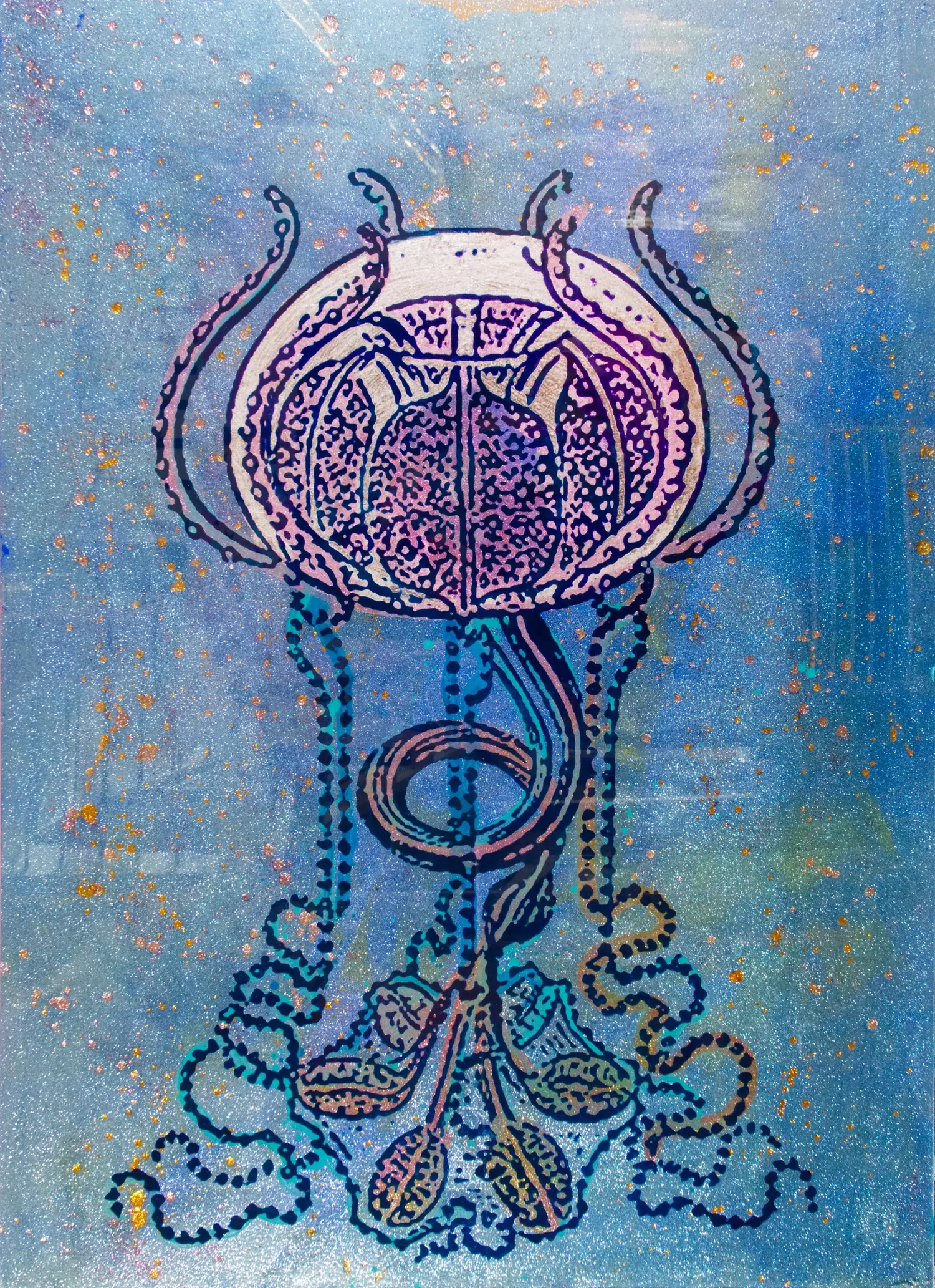 Happiness No. 3 – Eine ornamentale Qualle in Violett auf silbrigem Blau.